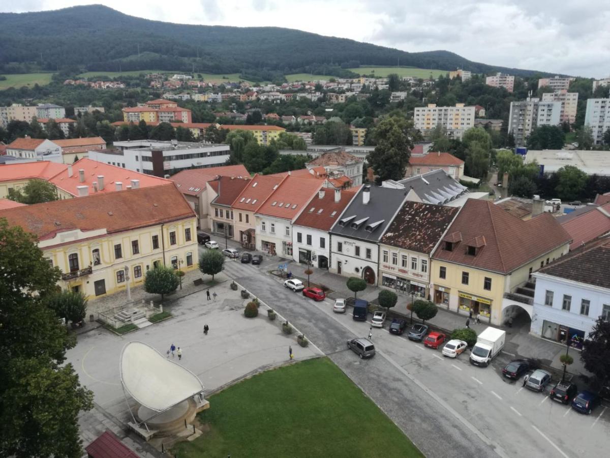 Hotel Cierny Orol Rožňava Exteriör bild